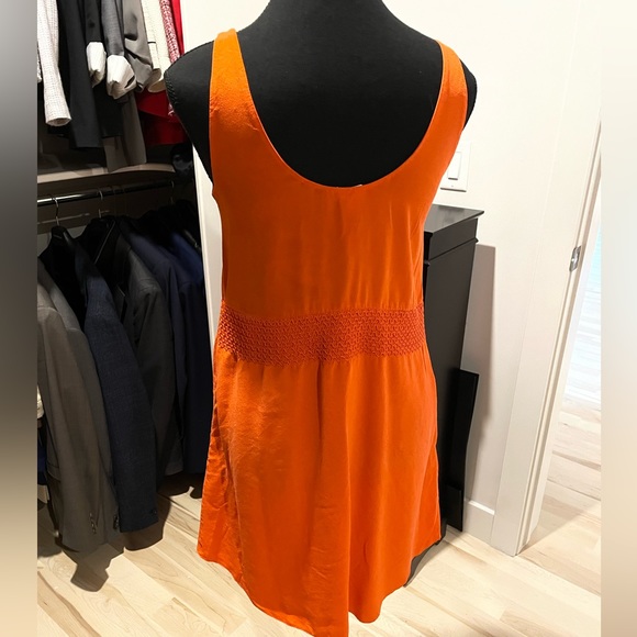 Babaton 100% Silk Sleeveless Dress, with Pockets! Sz XS - Picture 2 of 4